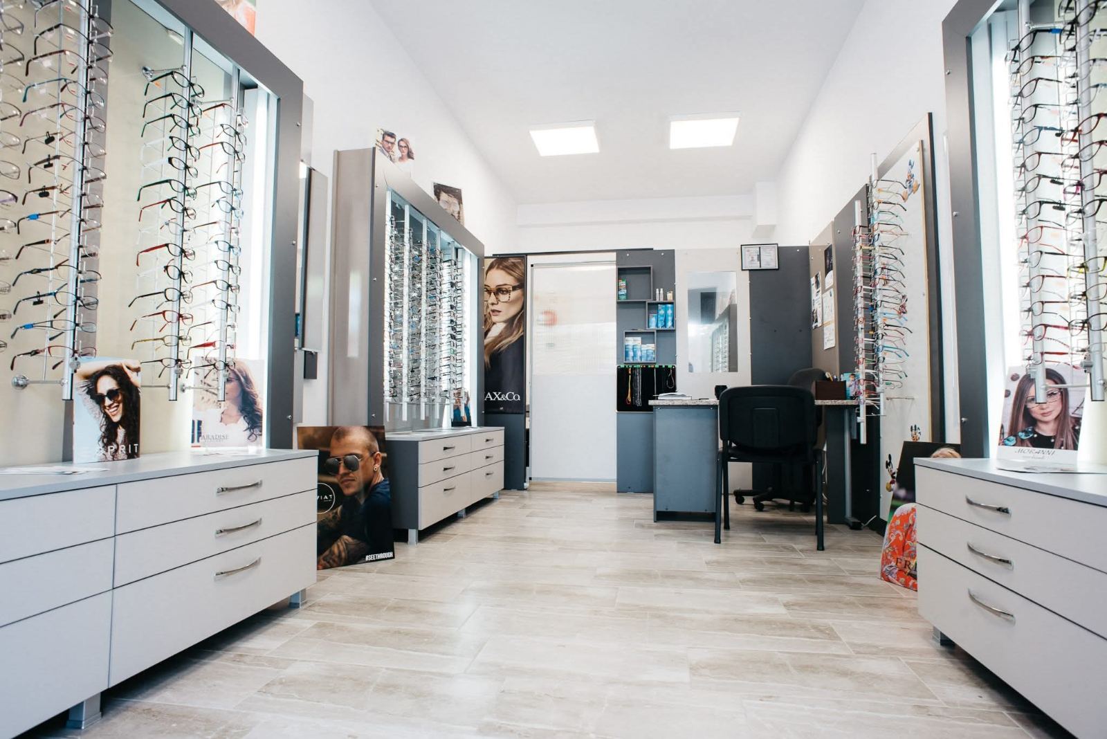 Оптика Дория Пловдив Интериор